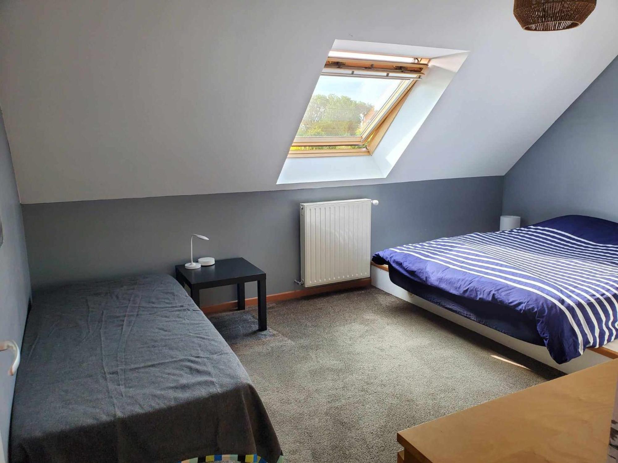 L Etablissement Gold Beach Propose 1 Hebergement , Maison 80M2 Avec Terrain 500M2, Parking Prive A 4 Min Du Port Artificiel D Arromanches, Services Accueil Personnalise, Lits Faits, Serviettes, Menage, Netflix, Wifi Ryes Eksteriør bilde